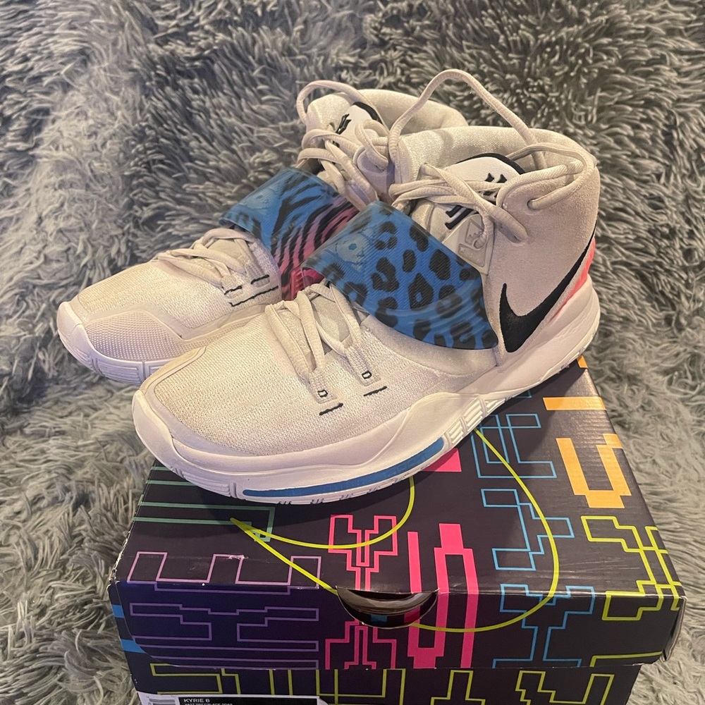Kyrie 6